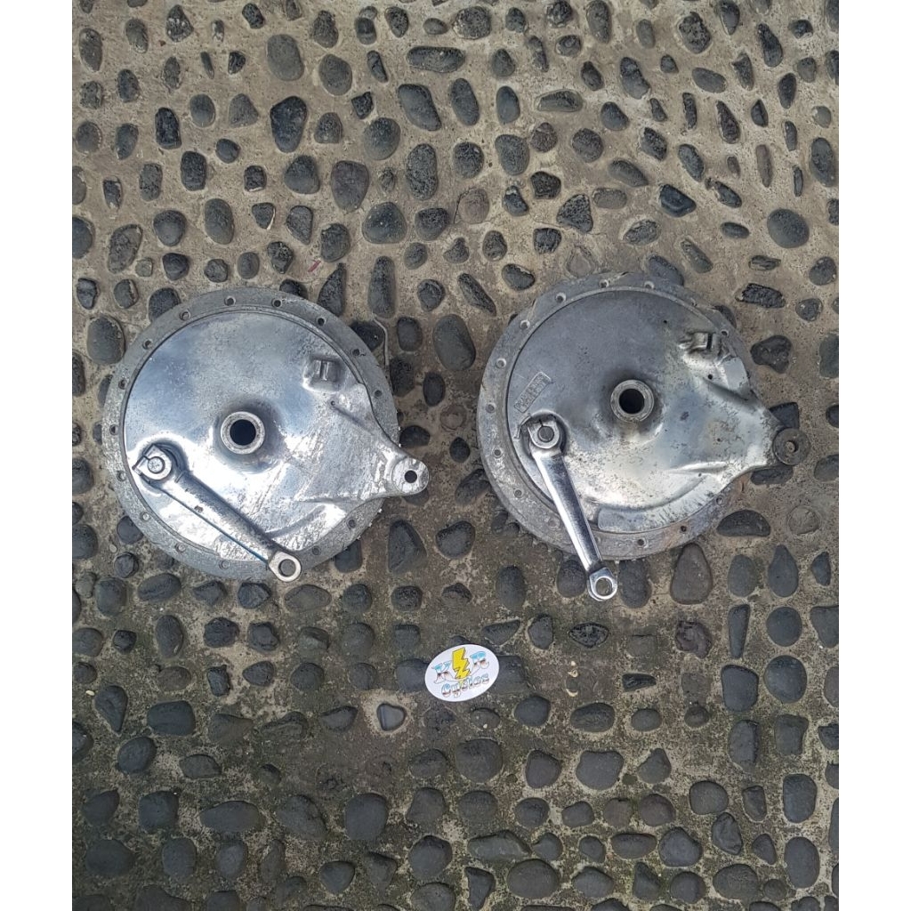 Tromol belakang Suzuki GT750