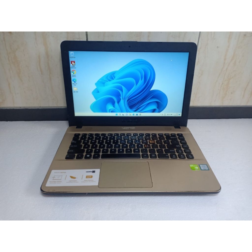 A659 Laptop Asus X441U Ram 8gb SSD 256gb core i3 gen7 Double VGA Siap pakai