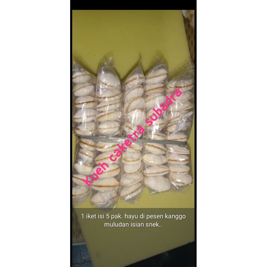 

kueh caketra. 1 iket isi 5pak