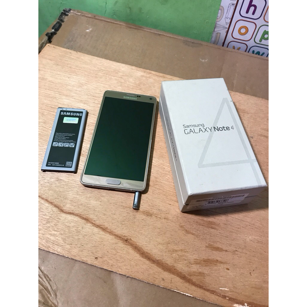 HP Samsung Galaxy Note 4 N910H Bekas Normal Mulus