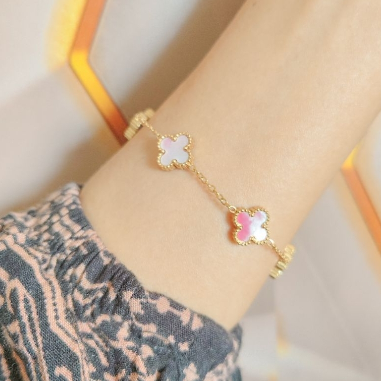 Gelang Pink Kerang Mewah Titanium / Van Cleef & Arpels Alhambra Sweet 11mm / Pink Mother Pearl Neckl