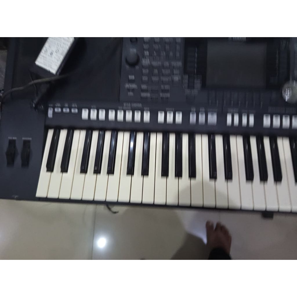 YAMAHA PSR S 950