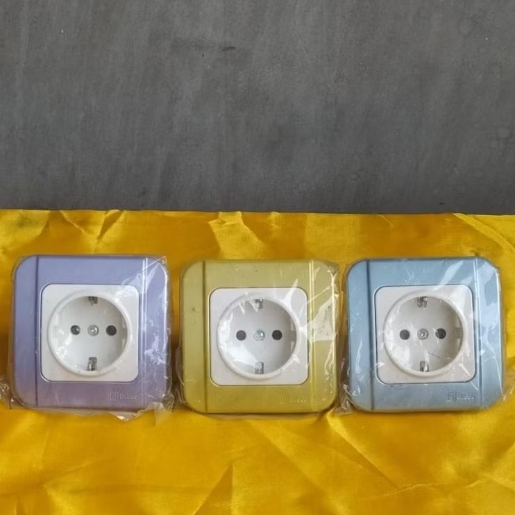Stop kontak Broco Galleo G151 warna Ungu Gold Biru
