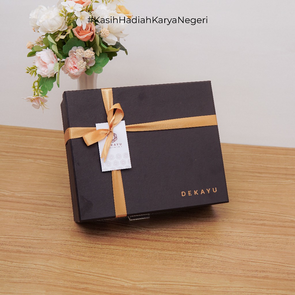 Dekayu - Jasa Hotprint Logo di Box Hampers Dekayu | Custom Logo | Exclusive Box