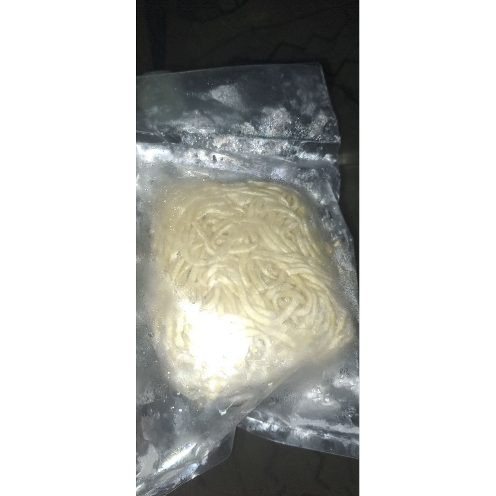 

Mie Hokian berat 500 gram