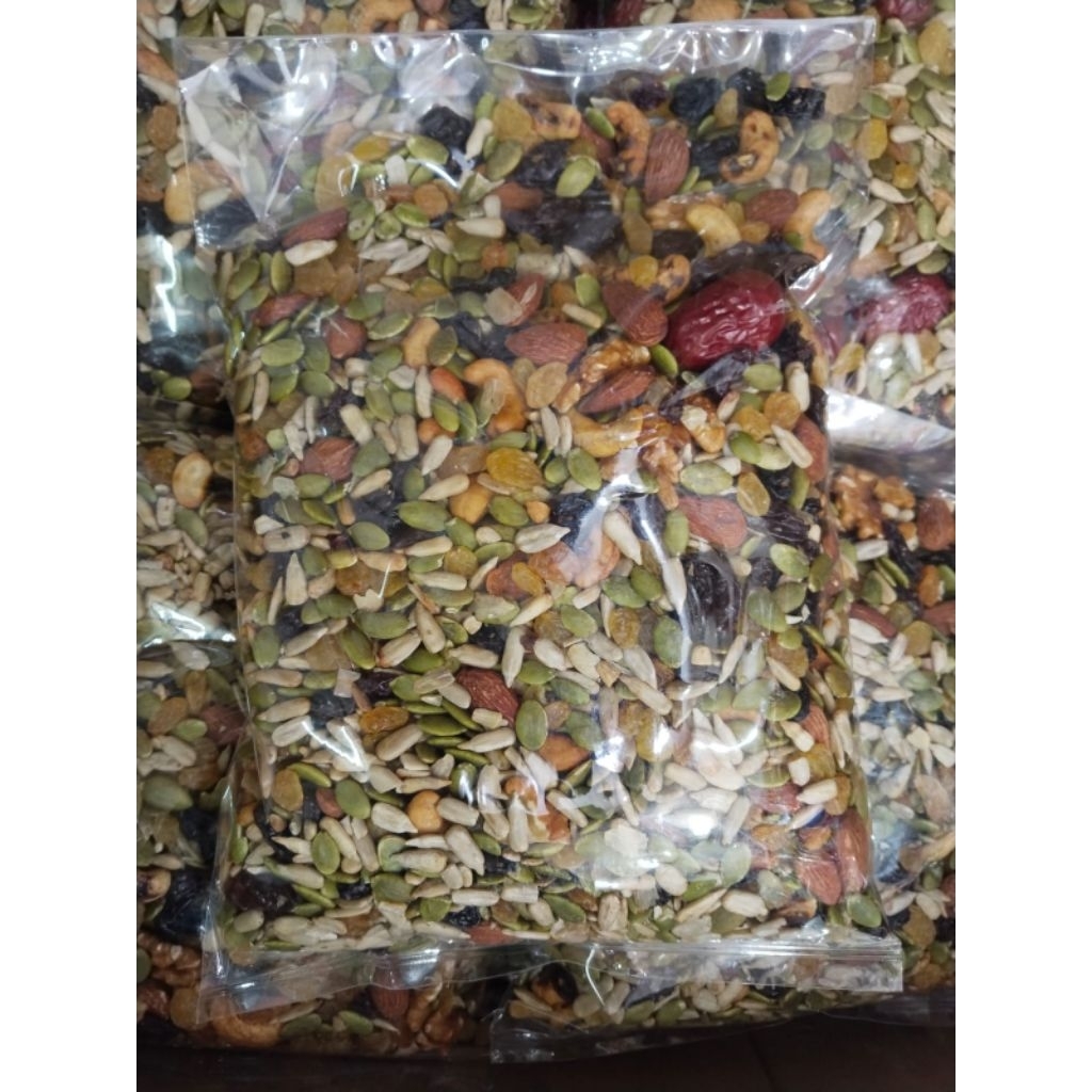 

250 gram camilan sehat trel mix