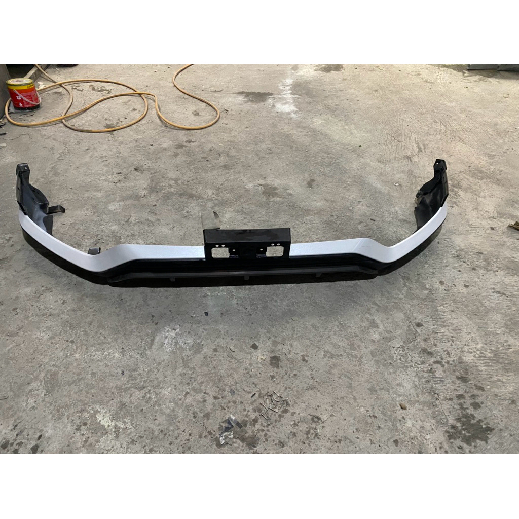 bodykit depan fortuner legender original