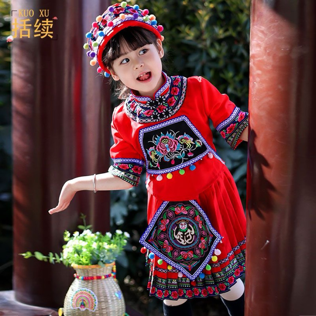 PO BAJU ADAT MONGOLIA-SUKU MIAO