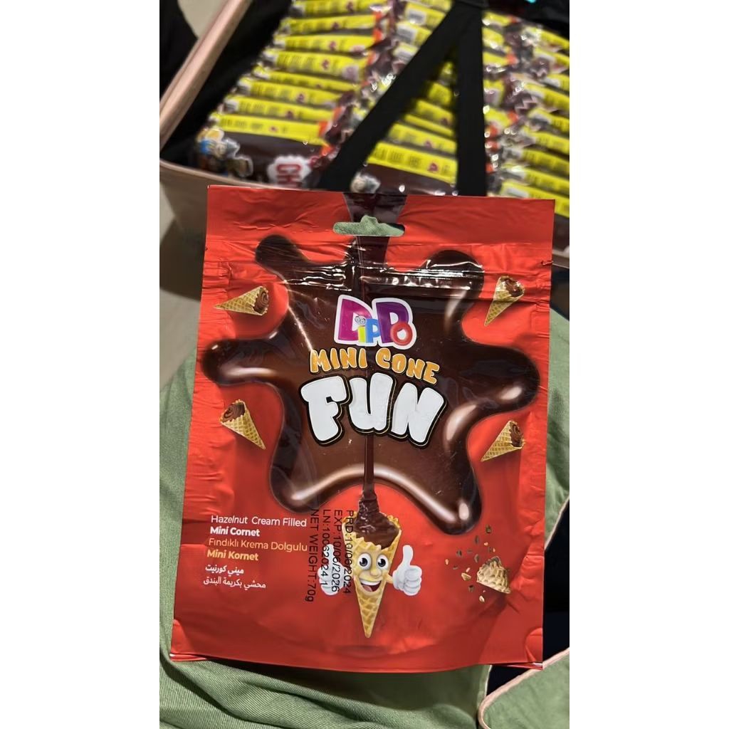 

DIPPO MINI CONE FUN HAZELNUT CONE FILLING