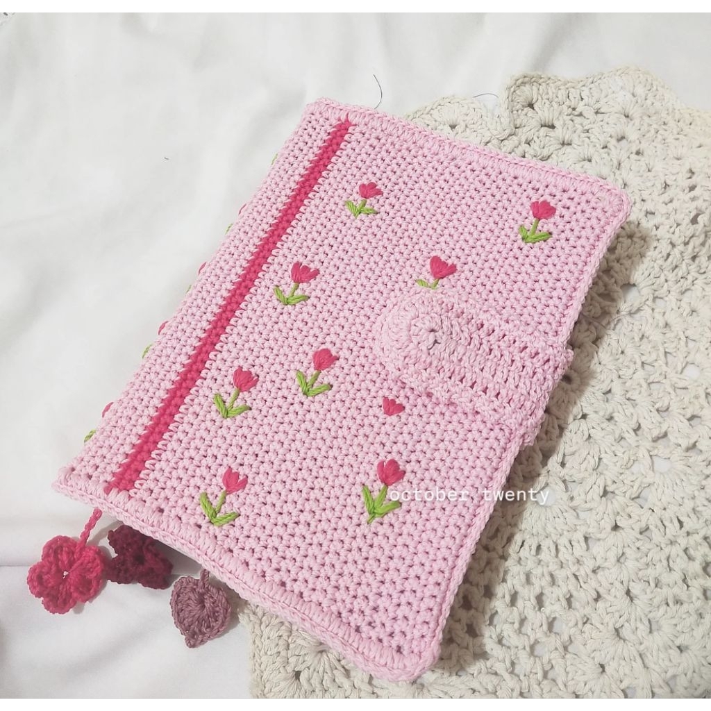 Cover Al-Quran l Cover Buku l Sampul Buku l Sampul Buku Rajut