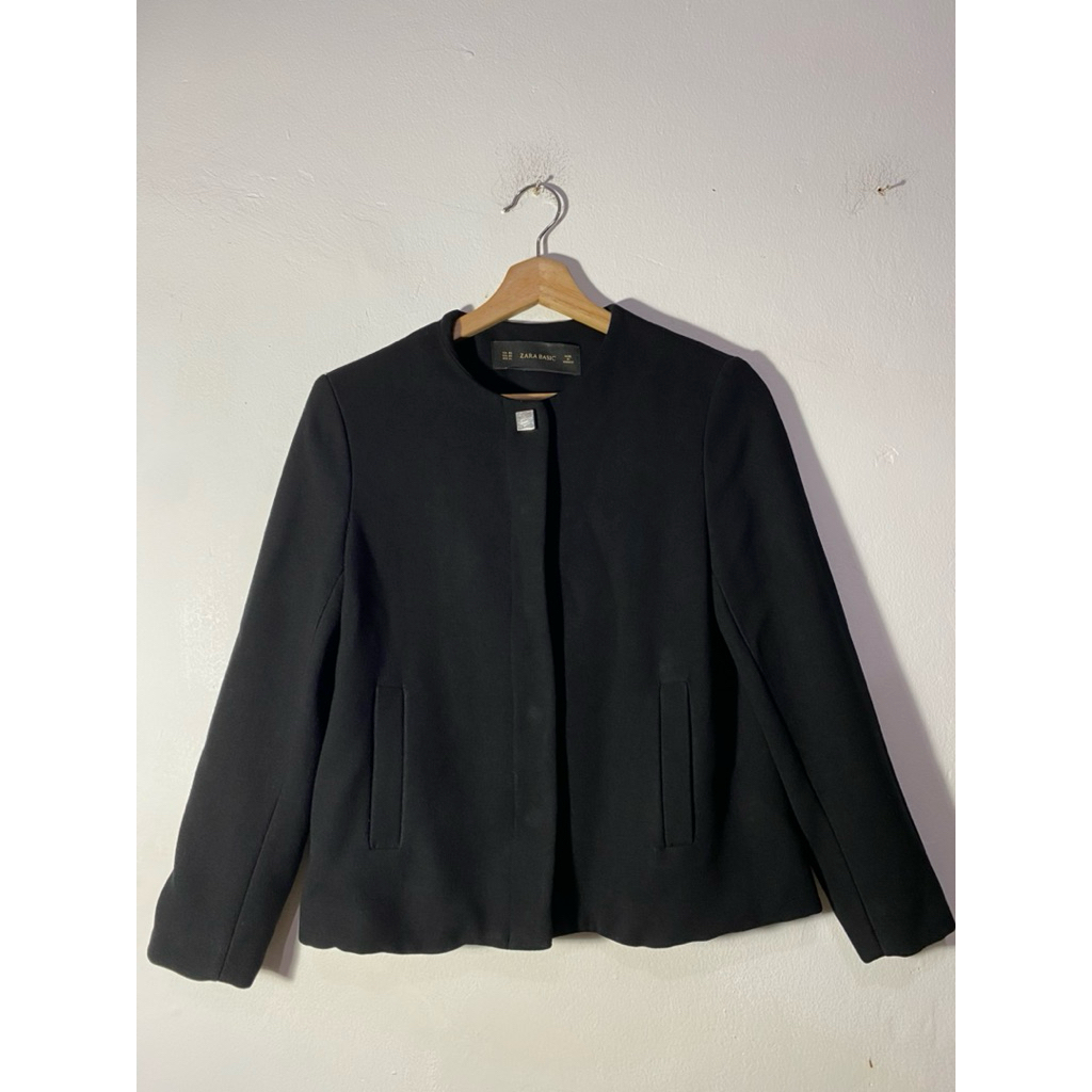 Blazer Formal Wanita | Jas Crop Hitam Zara