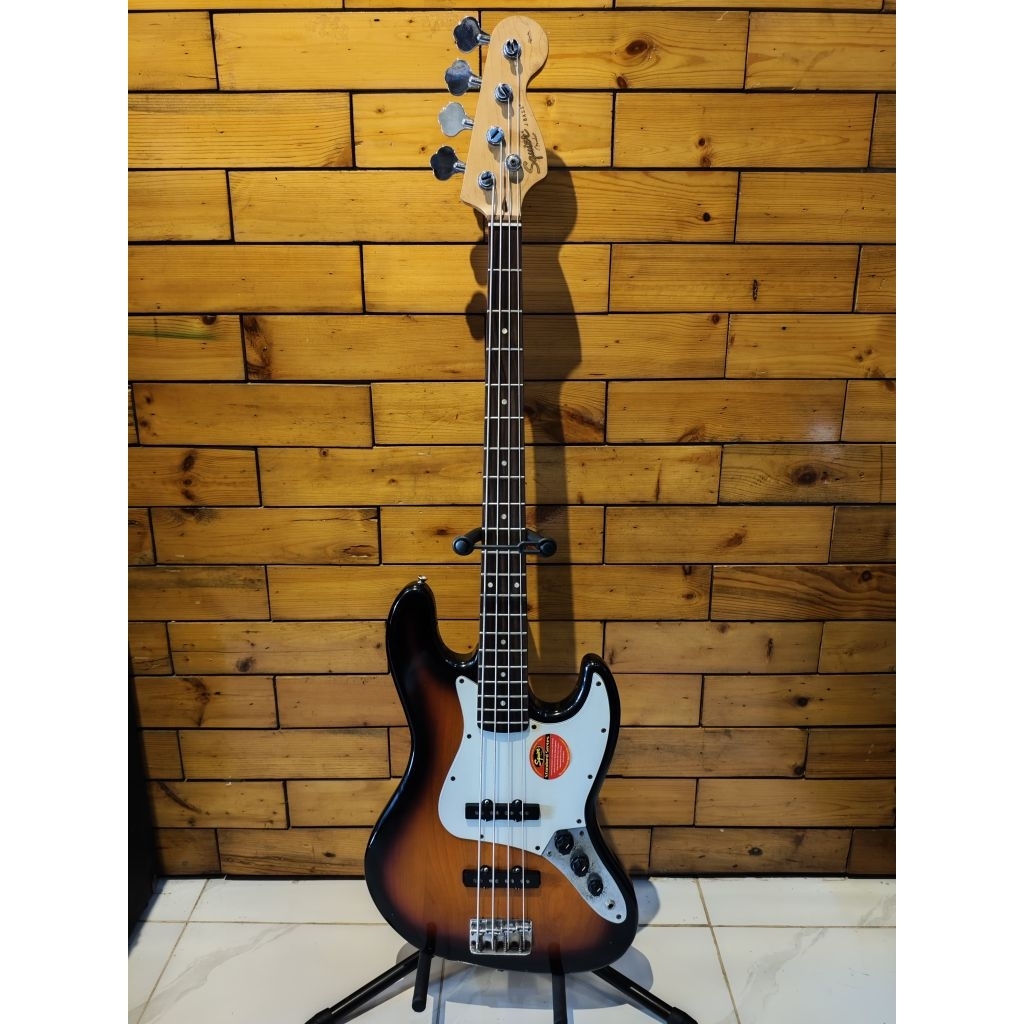 Squier JAZZ BASS® | AFFINITY SERIES® Original By Fender | Gitar Bass Elektrik