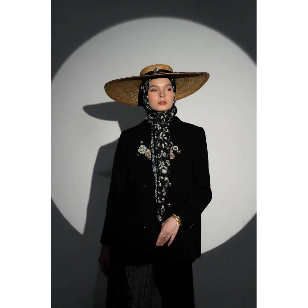 VZ Galanthus Scarf-Black-120×120 ViviZubedi