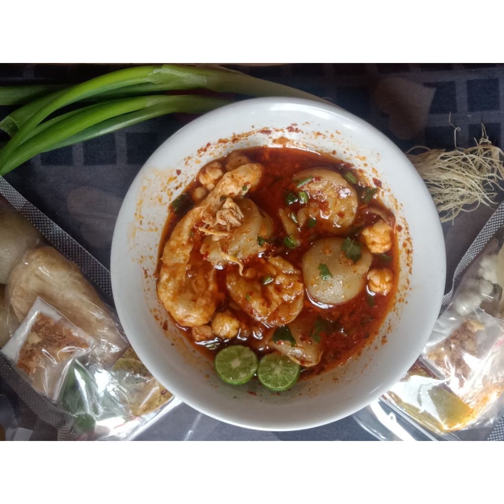 

cilok aci isi bumbu kuah