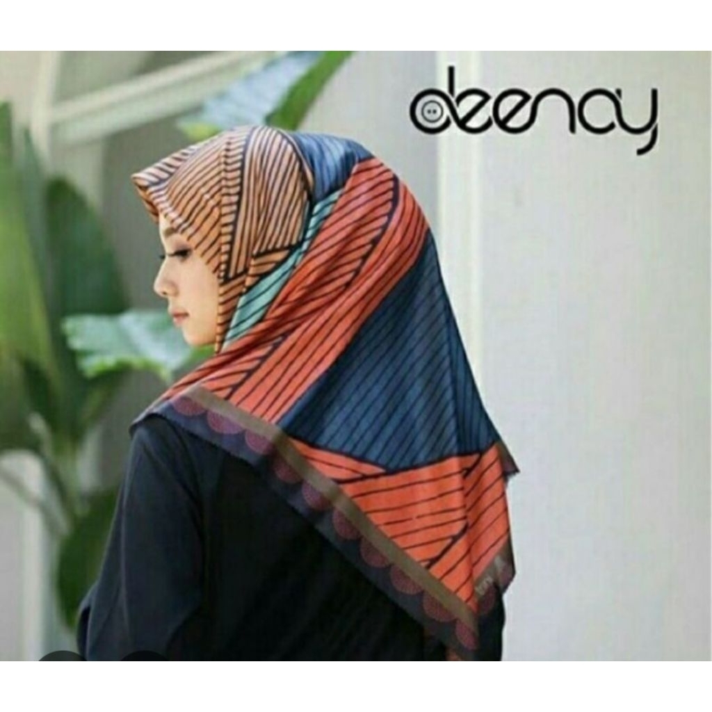 SALE....Preloved DEENAY FARA by trini Original.. Deenay GEO Original...