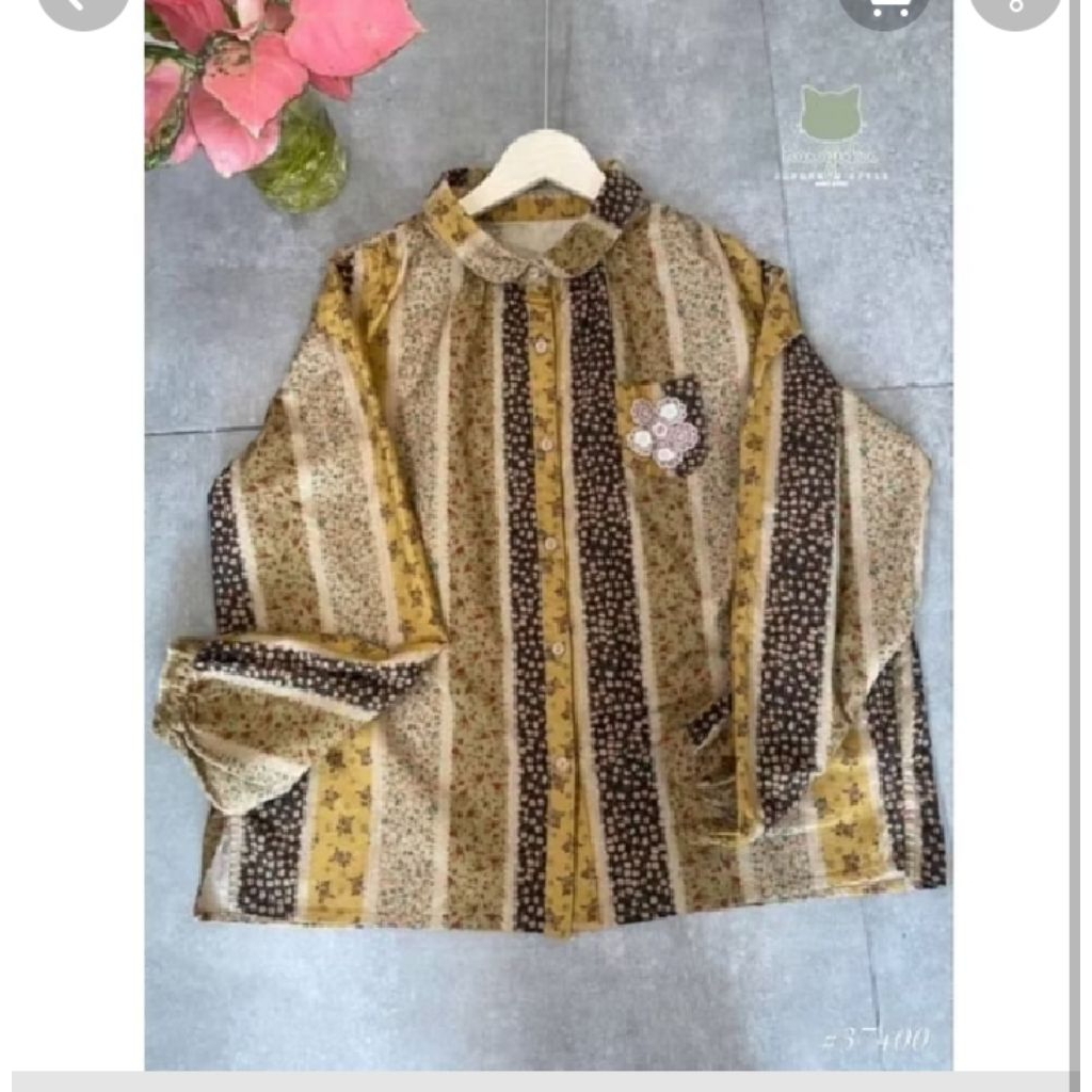 Atasan kerah kemeja motif bunga kecil