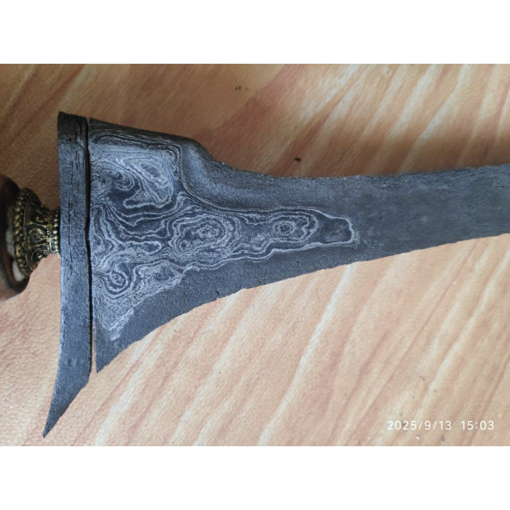 Keris Tilam Sepuh Pamor