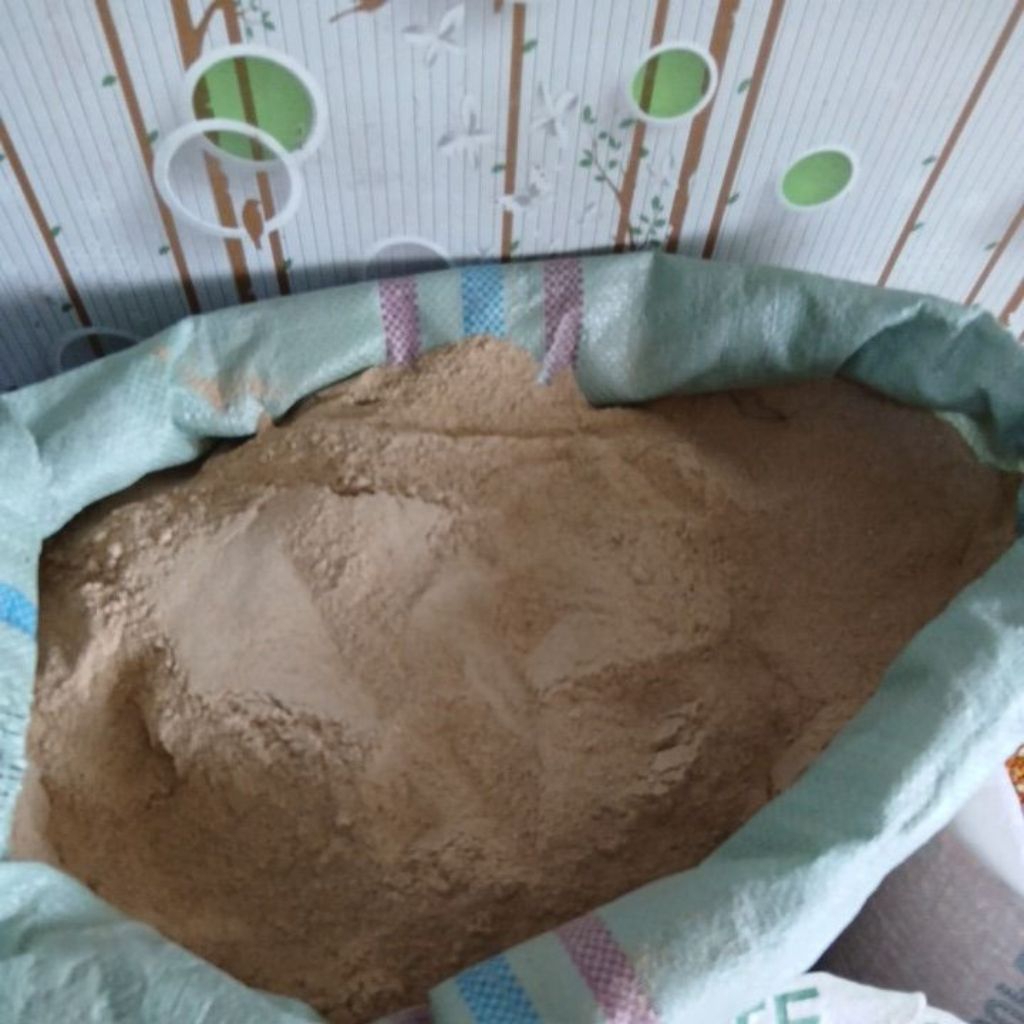 DEDAK PADI HALUS DAN KASAR CAMPURAN PAKAN TERNAK REPACK 1 KG