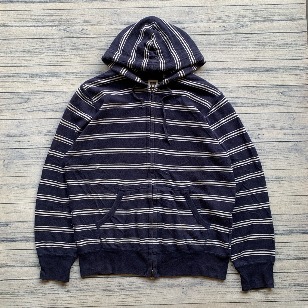 zip hoodie uniqlo motif