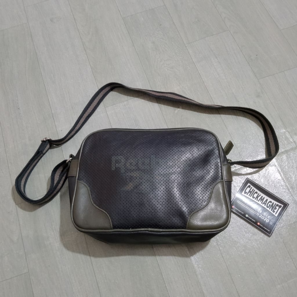 Tas Selempang Reebok Vintage