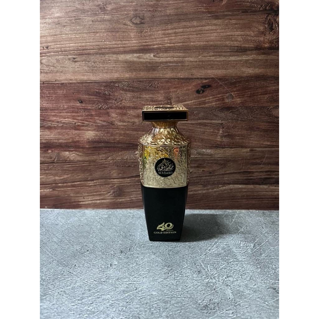 Madawi Gold Edition Arabian Oud parfume
