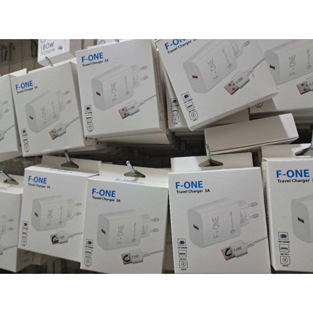 Travel Charger F-ONE Quick Charger USB C M /Toko Terang ATS/ Travel Charger F-ONE 3A Quick Charger 1
