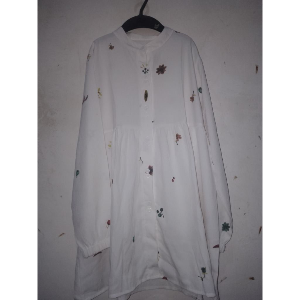 Kemeja, blouse atasan putih PL PL PL