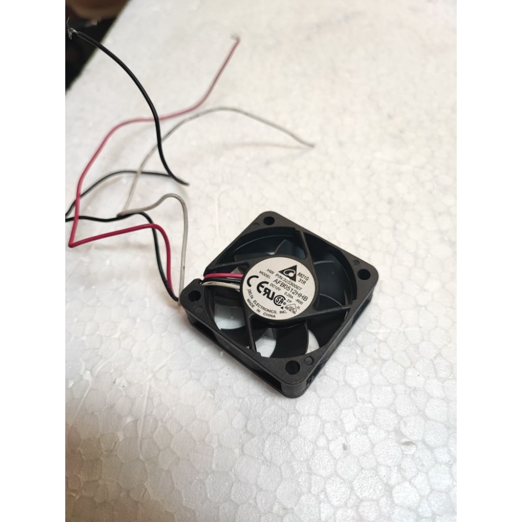 Kipas blower tipis DELTA 5cm 12V 0,20A angin kencang