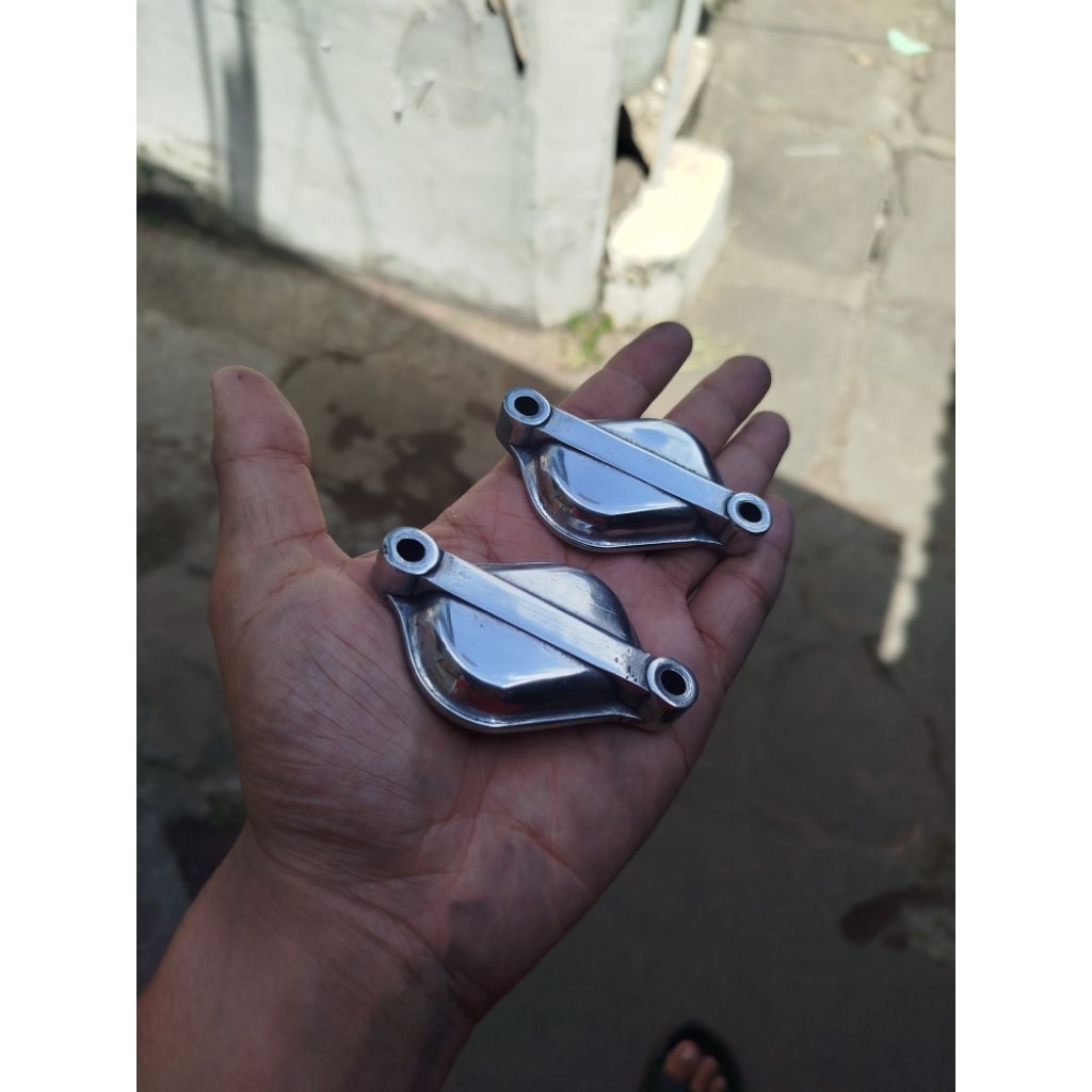 Tutup Klep Shogun 125 original, kinclong