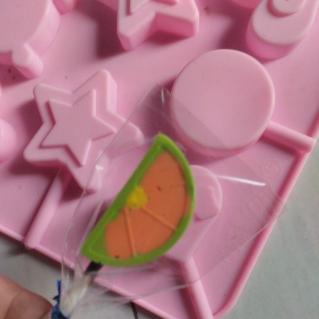 coklat karakter lolipop