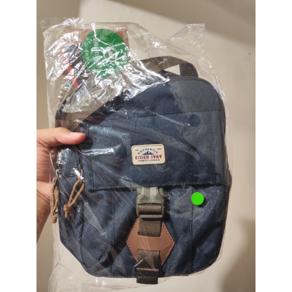 Tas Slempang Eiger Sender arc 3.0