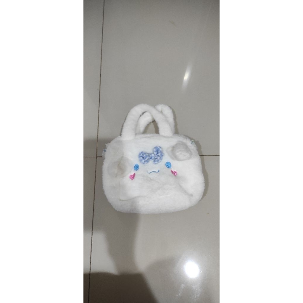 tas bulu cinnamoroll