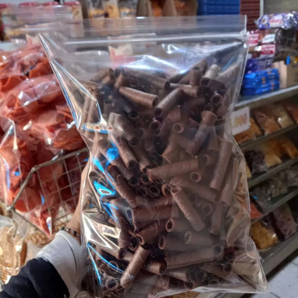 

Astor Mini 200Gr Aneka Rasa Blueberry / Coklat / Pandan / Strawberry / Vanilla - Snackywacky