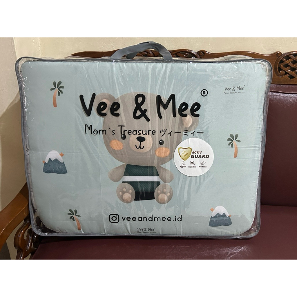 Vee And Mee Kasur Bayi Lipat Bumper / Vee Mee Kasur Bayi Bumper / Vee & Mee Kasur Lipat
