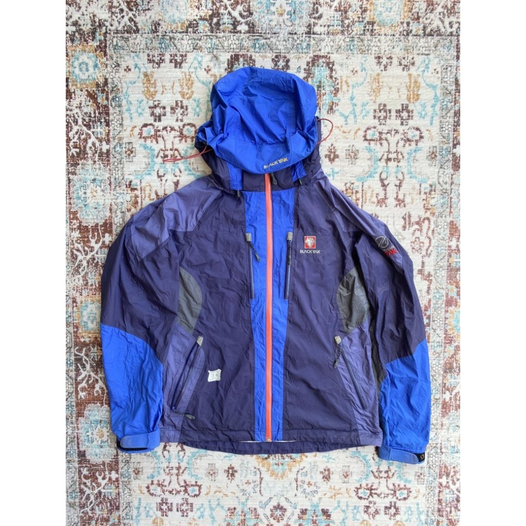 jaket outdoor thrifting black Jack