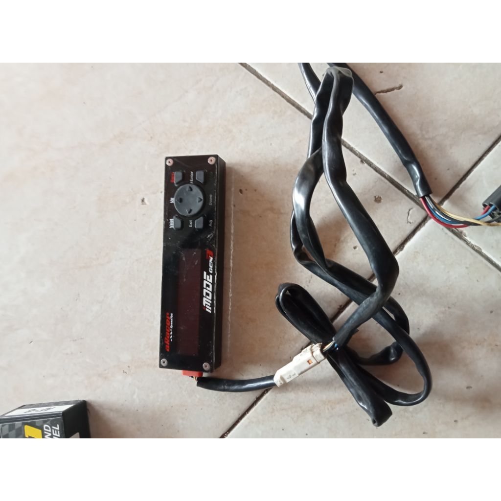 emot aracer control monitor ecu aracer