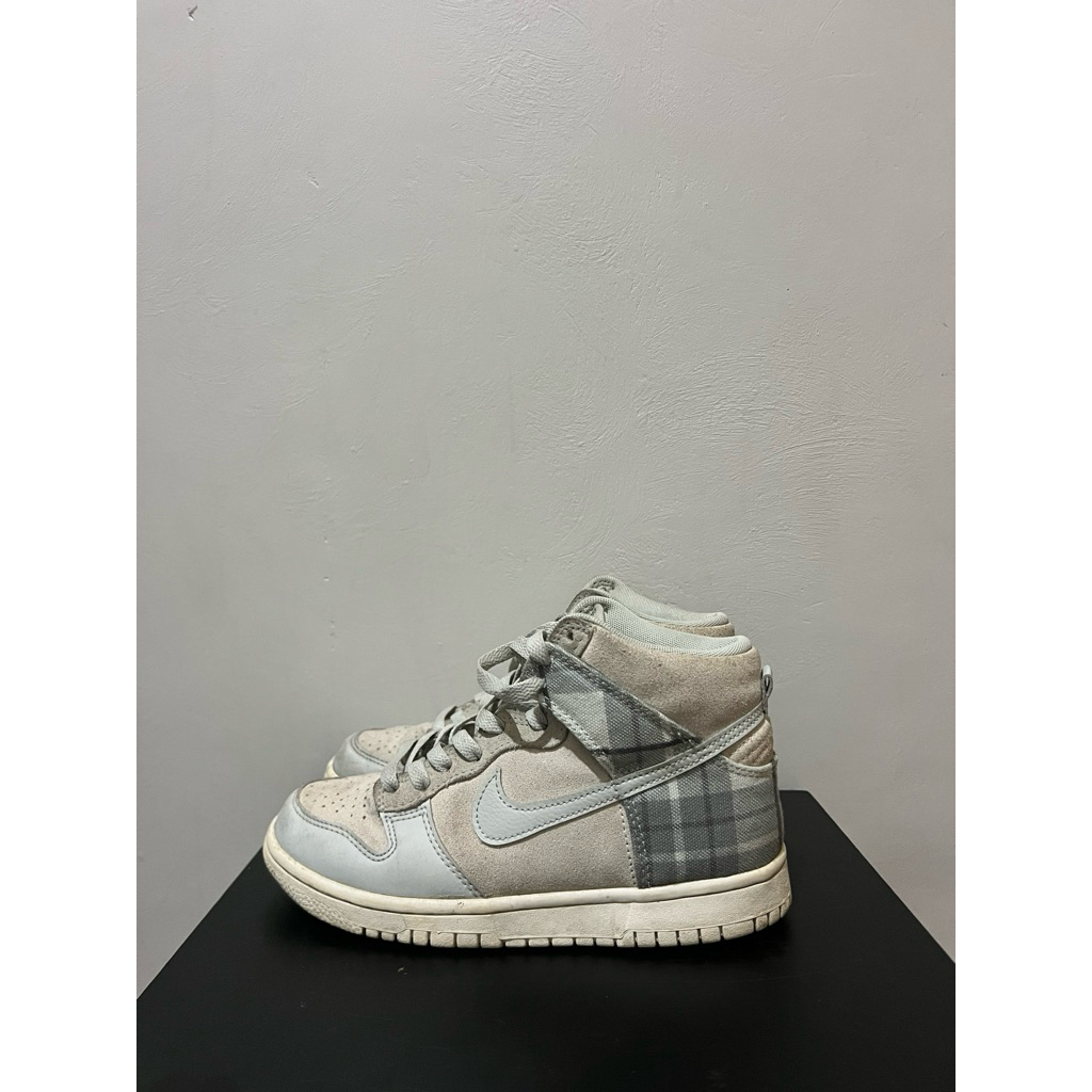 PRELOVED SEPATU NIKE WANITA ORIGINAL NEGO