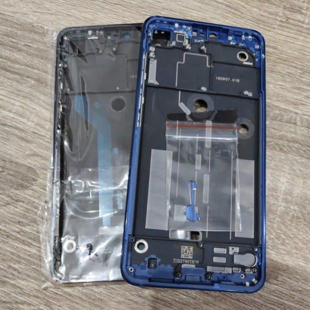Frame Tulang Bazel Tatakan Lcd Xiaomi Mi8 Lite