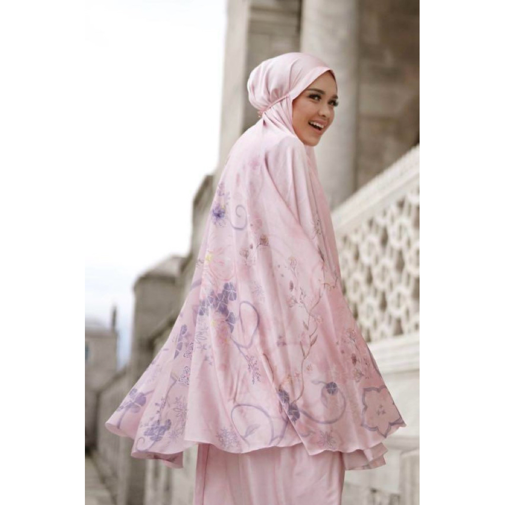AS IS SOFYA SERIES PRAYER ROBA BUTTONSCARVES