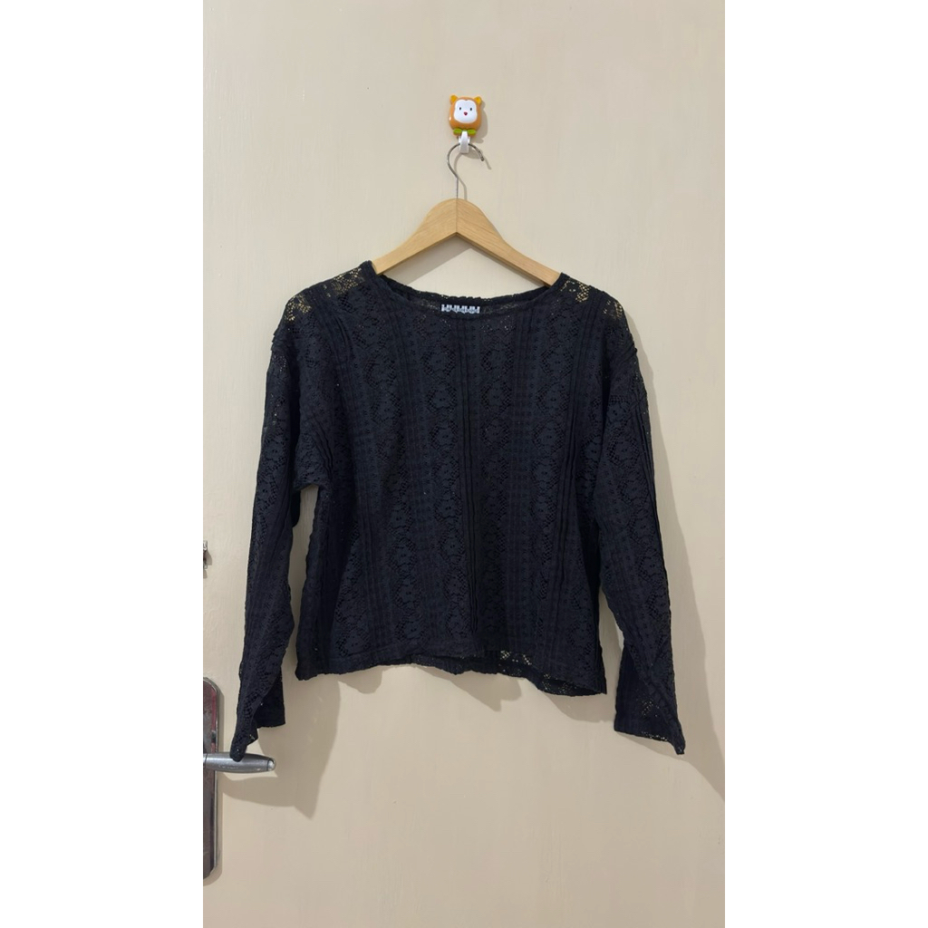 (Preloved) Blouse lengan panjang bahan lace, outer model kebaya, cardigan lace lengan panjang, Cardi