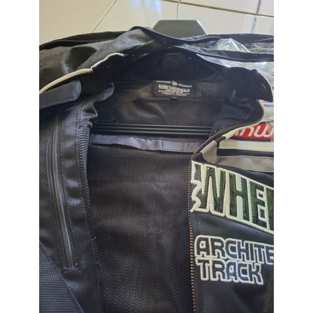 rabbit and wheels rockstar