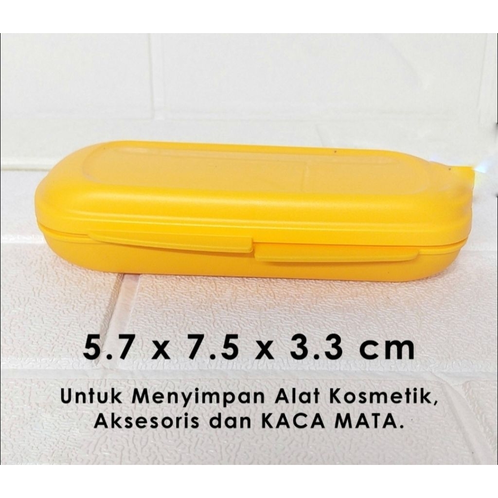 Tupperware T Bar Keeper