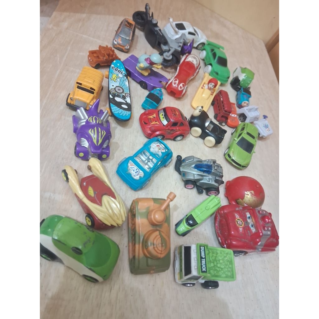 Mainan Preloved Mobil Mobilan Plastik Campur Mainan Loose Junk Satuan