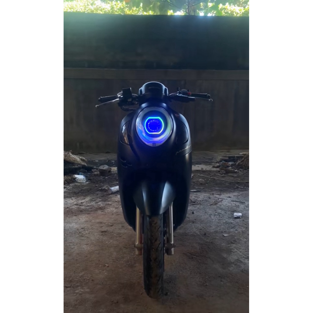 Biled RGB set reflektor Scoopy 2019-2023