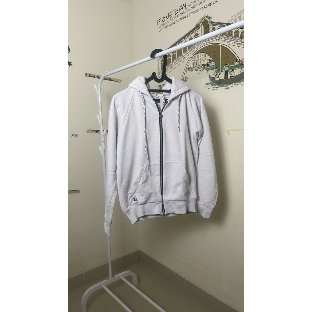 ouval research rsch sweater putih jaket pria preloved sweatshirt