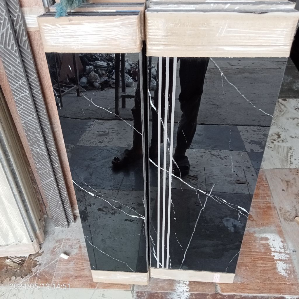 Granit untuk tangga hitam motif glossy/tangga granit/pijakan tangga/granit murah