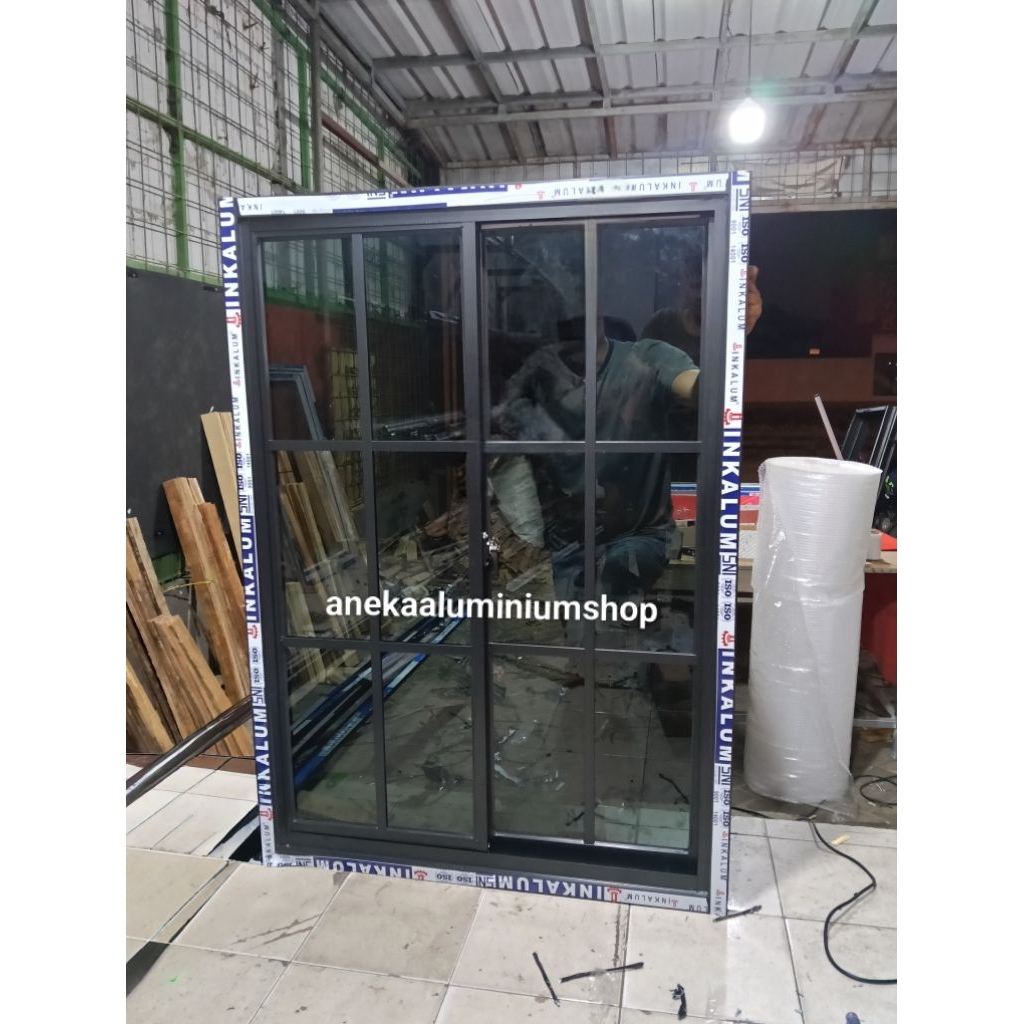 Jendela aluminium buka'an geser/sliding dua daun kusen 3"inch