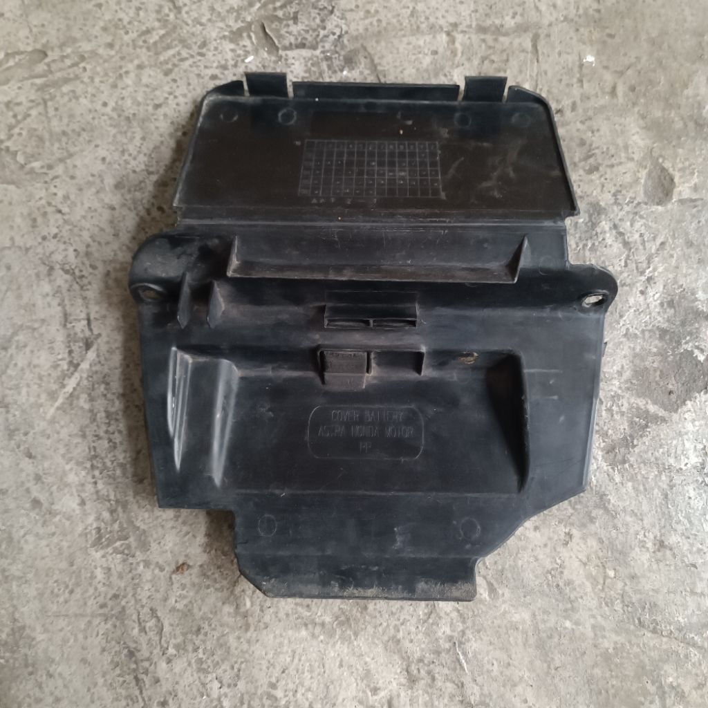 cover tutup aki honda supra x 125 kharisma original copotan motor