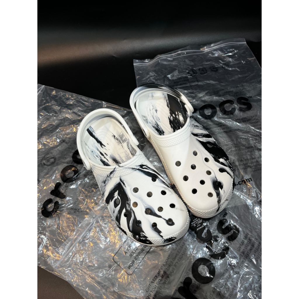 Crocs Classic Clog / Sandal crocs Classic / Sandal crocs classic motif