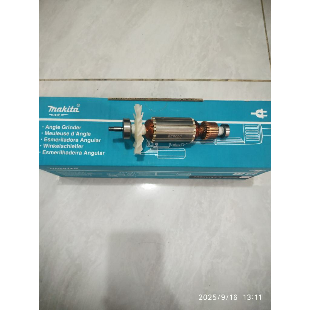 Original Angker + Carbonnbrush  Gerinda Makita M-0900b